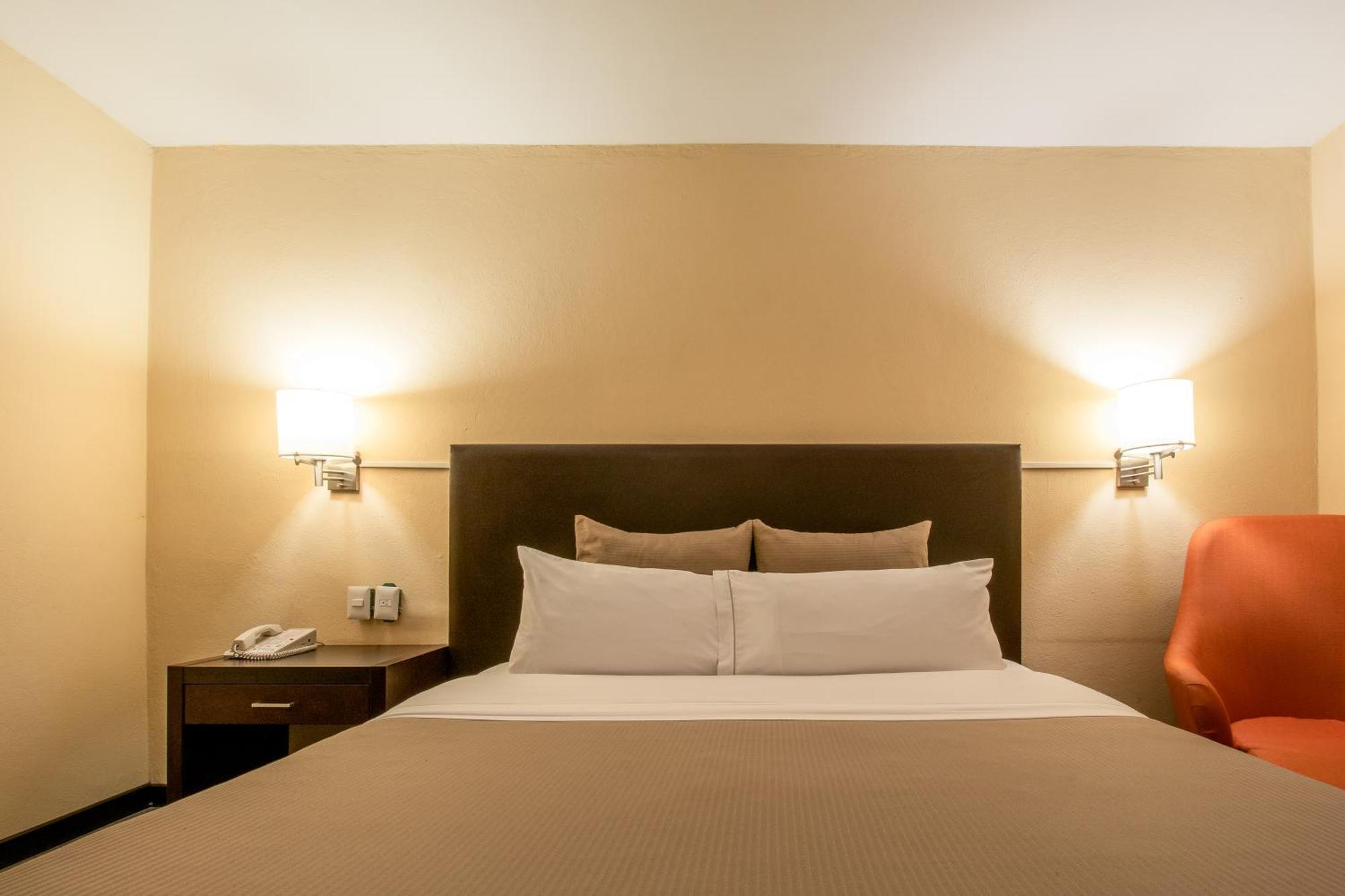 Hotel Rocaval San Cristóbal de Las Casas エクステリア 写真